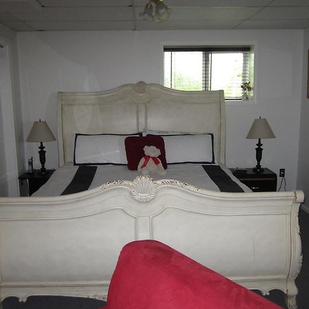 Casey'S Bed & Breakfastホワイトホース 部屋 写真